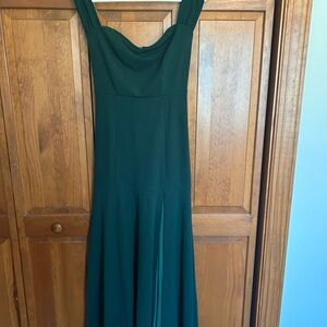 Elegant Green Sleeveless Dress